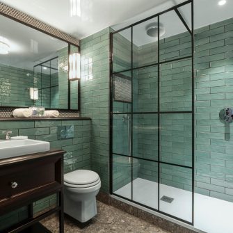 The Green Hotel Dublin - Bathroom