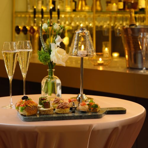 Meeting and event bar space